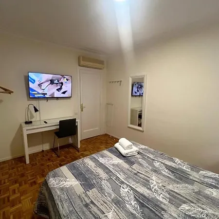 Villaroel Bed & Breakfast *