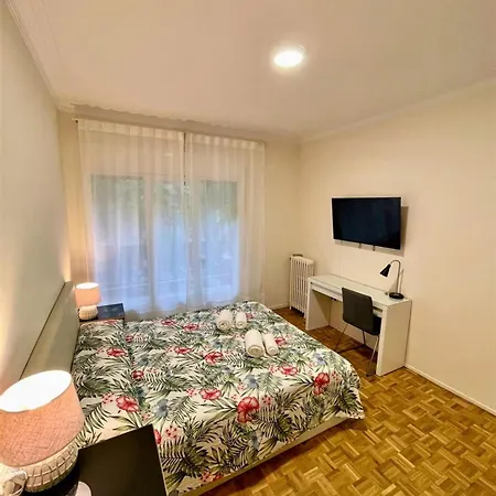Alojamiento Villaroel Bed & Breakfast *